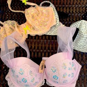 Victoria’s Secret Bra Bundle